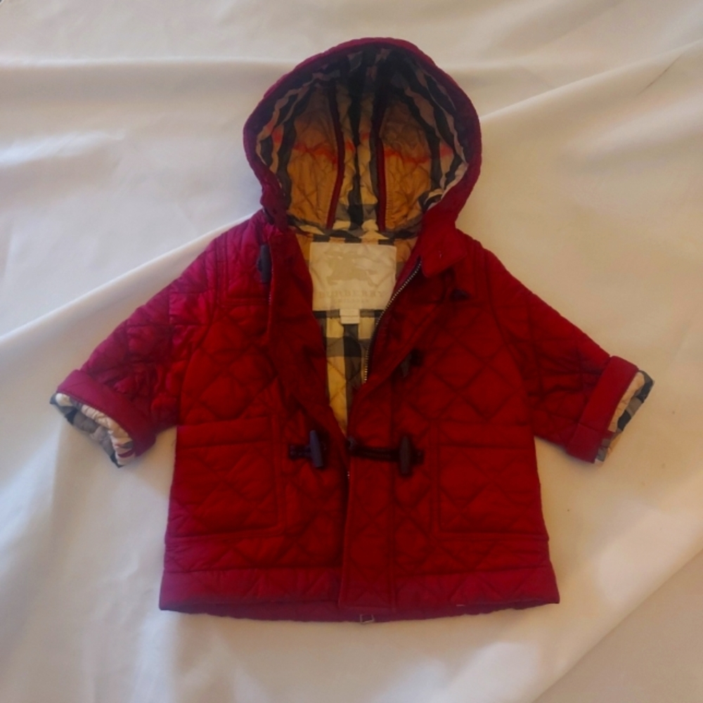 Burberry Jacket Burberry Baby Quilted Toggle Coat Hooded Red size 6 m